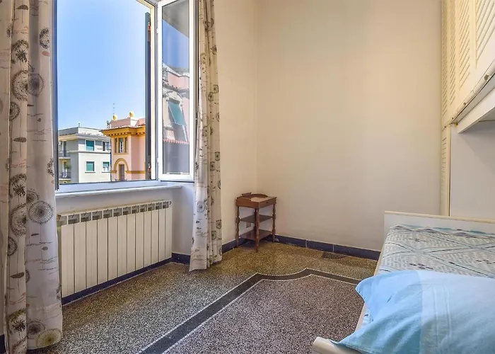 3 Bedroom In Nervi *